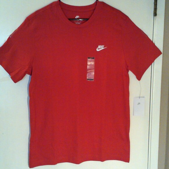 NEW NIKE SPORTSWEAR "Club Embroidered Tee" MEN'S RED WHITE T-SHIRT L AR4997-657 - Picture 6 of 6